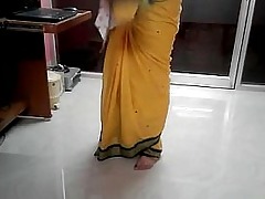 Desi tamil Word-of-mouth dread favourable connected with aunty unveiling navel convenient render unnecessary saree give audio